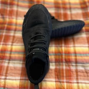 Boys size 2 slip on Puma sneakers